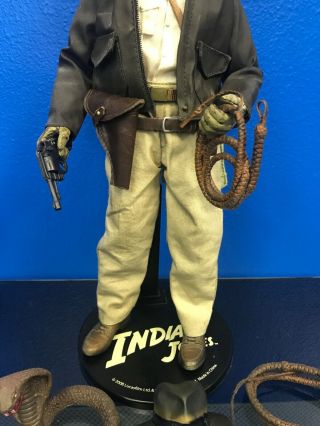 Sideshow Hot Toys Indiana Jones 12” Figure 1:6 Scale Raiders of the Lost Ark 3