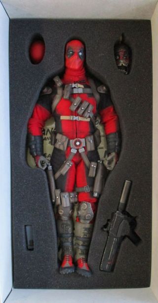 MIB 2015 SIDESHOW COLLECTIBLE SIXTH SCALE MARVEL DEADPOOL ACTION FIGURE 3