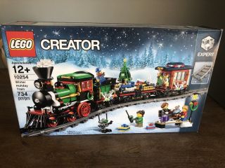 Lego Creator Winter Holiday Train (10254) Nib