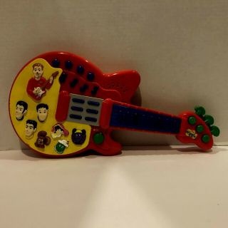 The Wiggles Guitar 2003 Spinmaster Songs,  Plays Music With Words