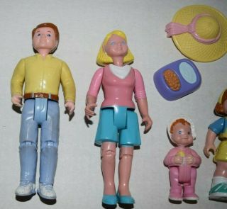 Fisher Price Doll House Loving Family People dolls & Accessories Mom Dad Baby 2
