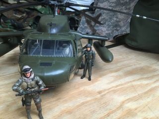 Elite Force Us Army Blackhawk Helicopter 1/18 Scale