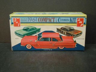 AMT 1961 VALIANT BOX with 1959 BUICK CAR INSIDE CAR CUSTOMIZING KIT 5