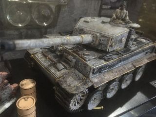forces of valor 1 32 Tiger 1.  With Ten German And Ten British Deetail 2