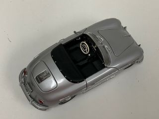 1/18 Kyosho Porsche 356A / 1600 Speedster in Silver 602 4