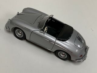 1/18 Kyosho Porsche 356A / 1600 Speedster in Silver 602 5