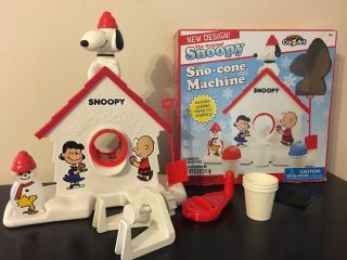 Snoopy Snow Cone Sno - Cone Maker Machine Peanuts Cra - Z - Art 2016 Design Once