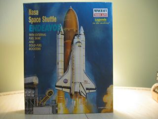 Minicraft 1/144 Nasa Space Shuttle Endeavor With External Fuel Tank & Boosters