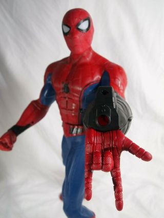 Huge Marvel 24” Sense Spider Man Homecoming Avengers Endgame Talks Battery