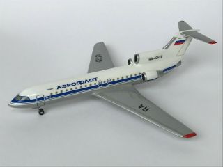 Historic Models 1/200 Aeroflot Yakovlev Yak - 42,  Ra - 42524 (un - Boxed) Diecast