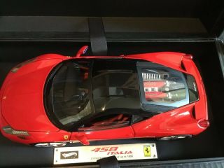 Hot Wheels Elite Ferrari 1/18 458 Italia Gt2