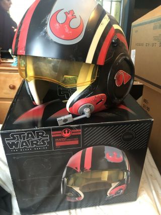 Star Wars Black Series Poe Dameron Electronic X - Wing Helmet Nonmint Box
