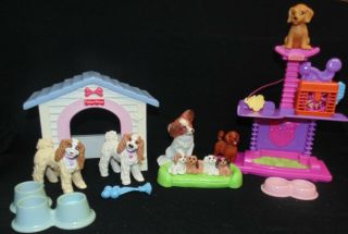 My Loving Family Fisher Price Pet Center,  Dog House,  Dogs,
