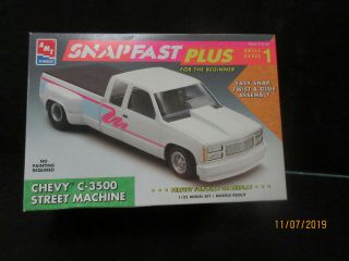 Amt Snap Fast Chevy 3500 Dually St.  Machine 1/25 8943