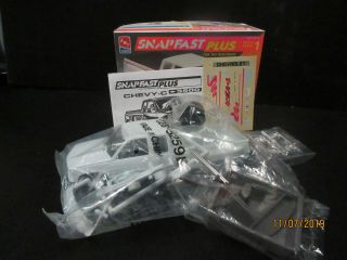 AMT SNAP FAST CHEVY 3500 DUALLY ST.  MACHINE 1/25 8943 3