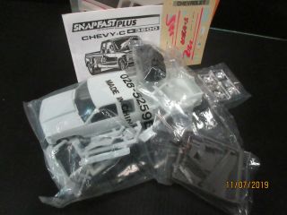 AMT SNAP FAST CHEVY 3500 DUALLY ST.  MACHINE 1/25 8943 5