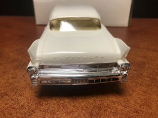 1/25 Jo - Han Promo 1958 Cadillac Fleetwood White EM3182 4