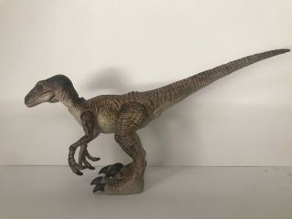 Custom Classic Jurassic Park Velociraptor - Jumper