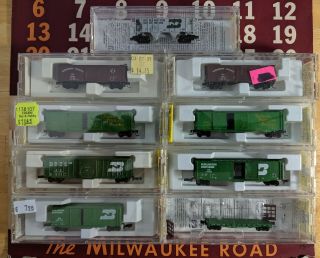 Z Scale - Micro Trains Bn,  Np,  And Sp&s