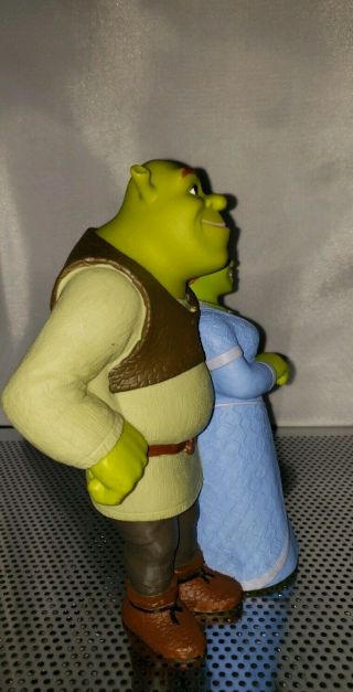 DreamWorks Shrek & Princess Fiona 8 inch Figure Cake Topper 8