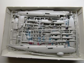 Hasegawa 1:72 Scale Lockheed P2V - 7 Neptune Model Kit - - Kit K006:1800 5