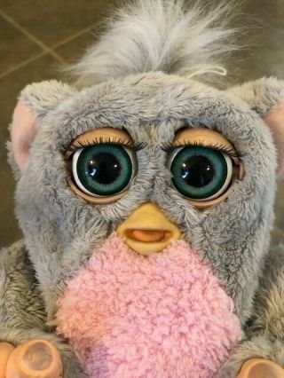 Vintage 2005 Furby Baby Grey And Pink Tiger Electronics Rubber Feet 2