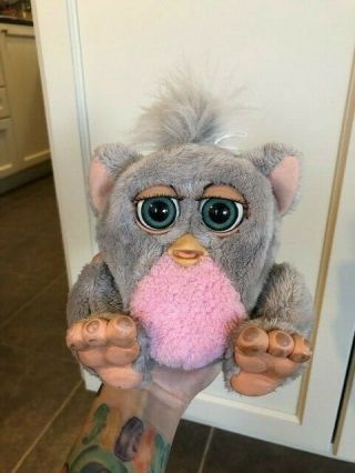 Vintage 2005 Furby Baby Grey And Pink Tiger Electronics Rubber Feet 4