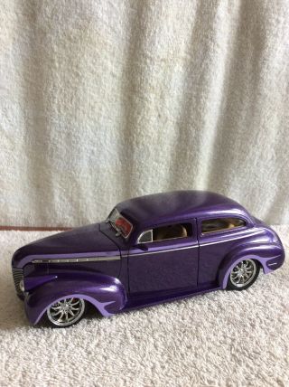1940 Chevy Sedan Shyne Rodz 1/18 Scale Diecast