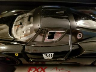 Hot wheels 1/18 Elite Ferrari FXX black 6