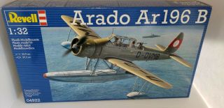 Revell 04922: 1/32 Arado Ar196b.  New/