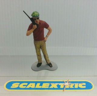 Monogram Revell Pit Man With " Mobile " Phone For Scalextric Ninco Scx Fly,  1.  32