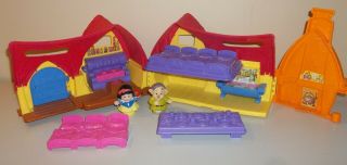 Fisher Price Little People - Disney Snow White And Seven Dwarfs Cottage