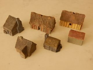 Wargame Terrain Six (6) Buildings Cabins Cottages,  In Resin Painted 28mm Scale