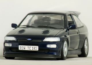 1:18 Ut " Ford Escort Rs Cosworth " (pacific Blue) Modified 