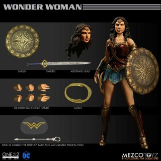 Mezco One:12 Collective Dc Comics Wonder Woman 1/12th Scale Figure