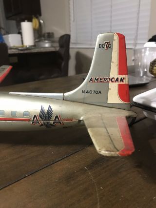 VINTAGE battery Op 1950s Japan tin toy AMERICAN AIRLINES DC7 plane by YONEZAWA 9