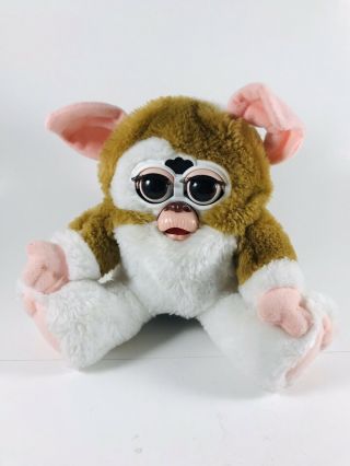 Gremlins Gizmo Talks To Furby Interactive 1999 Tiger Electronics With Tag