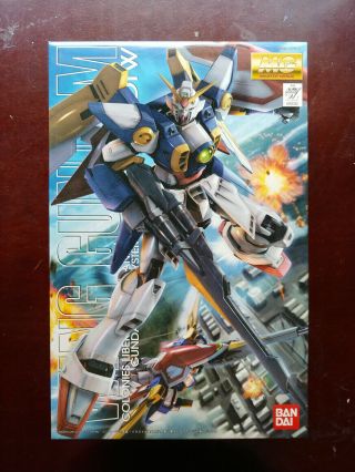 Bandai Gundam Mg 1/100 Xxxg - 01w Wing Gundam Tv Ver.  Model Kit (snapbuilt)