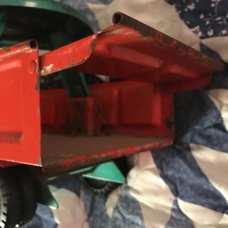 Structo ride on dump truck toy 3