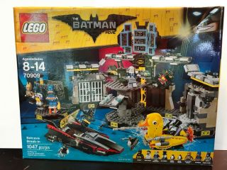 Retired Lego Batman Movie 70909 Batcave Break - In -
