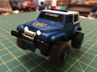 Schaper Stomper 4x4 Sheriff Jeep Single Speed W/rough Riders Tires And Wheels