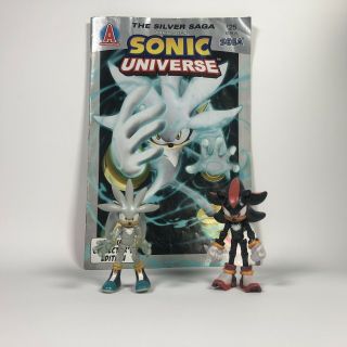 Jazwares Sonic The Hedgehog (shadow & Silver Comic Book Pack) Exclusive Paint