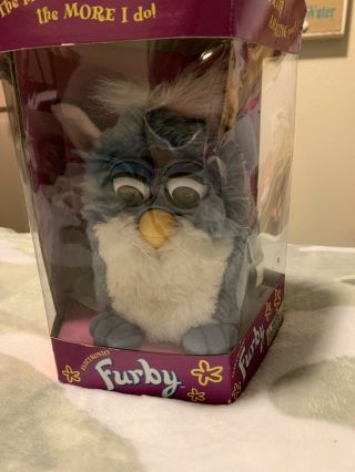 Furby Tiger Electronics 1999 70 - 800 Blue And White With Pink Ears 8
