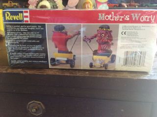 Revell Mother ' s Worry factory 2