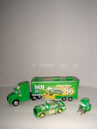 Disney Pixar Cars Chick Hicks Hauler With Chick Hicks And Pit Crew