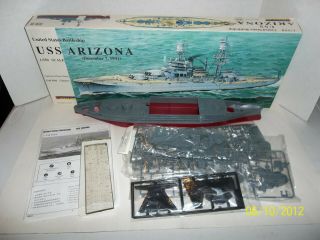 Banner U.  S.  Battle Ship Uss Arizona 08801 1/350 Scale Model Kit Y5