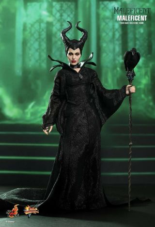U.  S.  Seller.  Hot Toys Mms247 Disney Maleficent 1/6 Figure. ,  Complete.