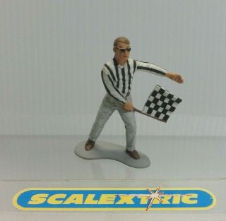 Monogram Revell Pit Man With Flag For Scalextric Airfix Ninco Scx Fly,  1.  32
