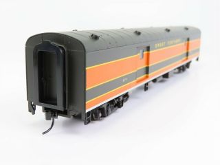 HO Scale Walthers 932 - 6801 GN Great Northern Pullman Baggage Passenger Car 277 7