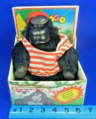 Vintage Magogo Gorilla Battery Operated Singing & Dancing Monkey 2
